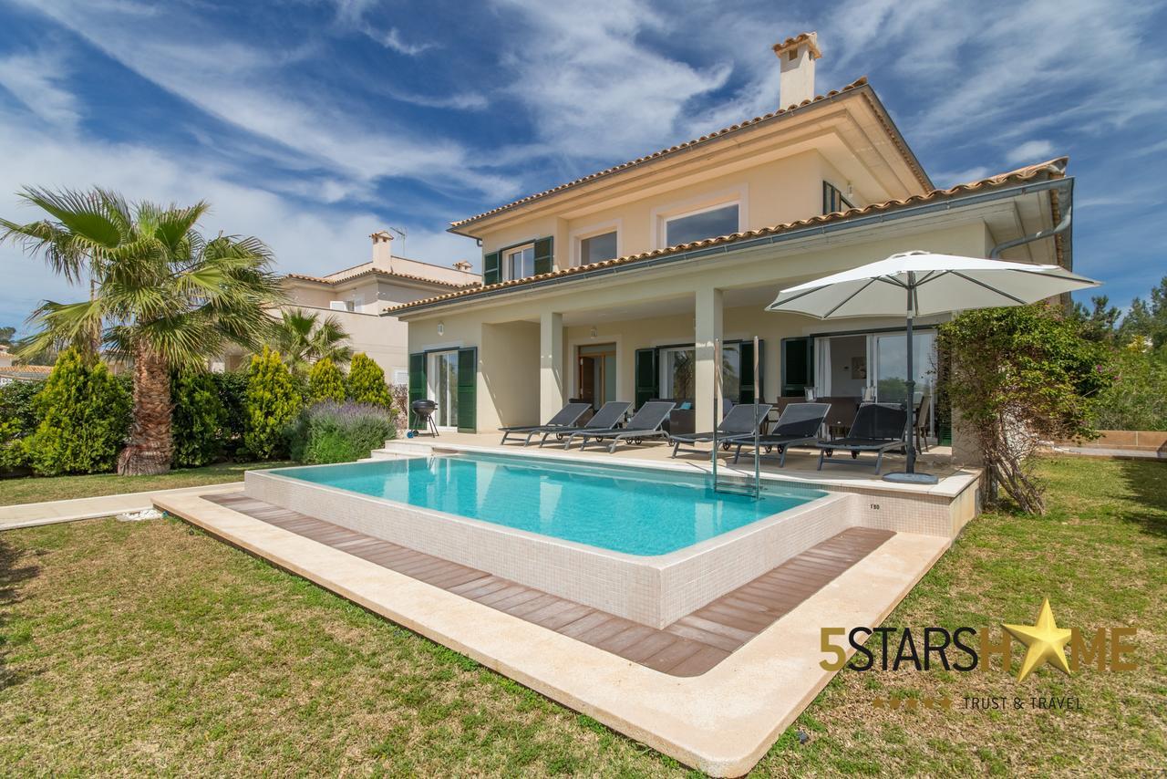 - 218261 * Alcudia (Mallorca)