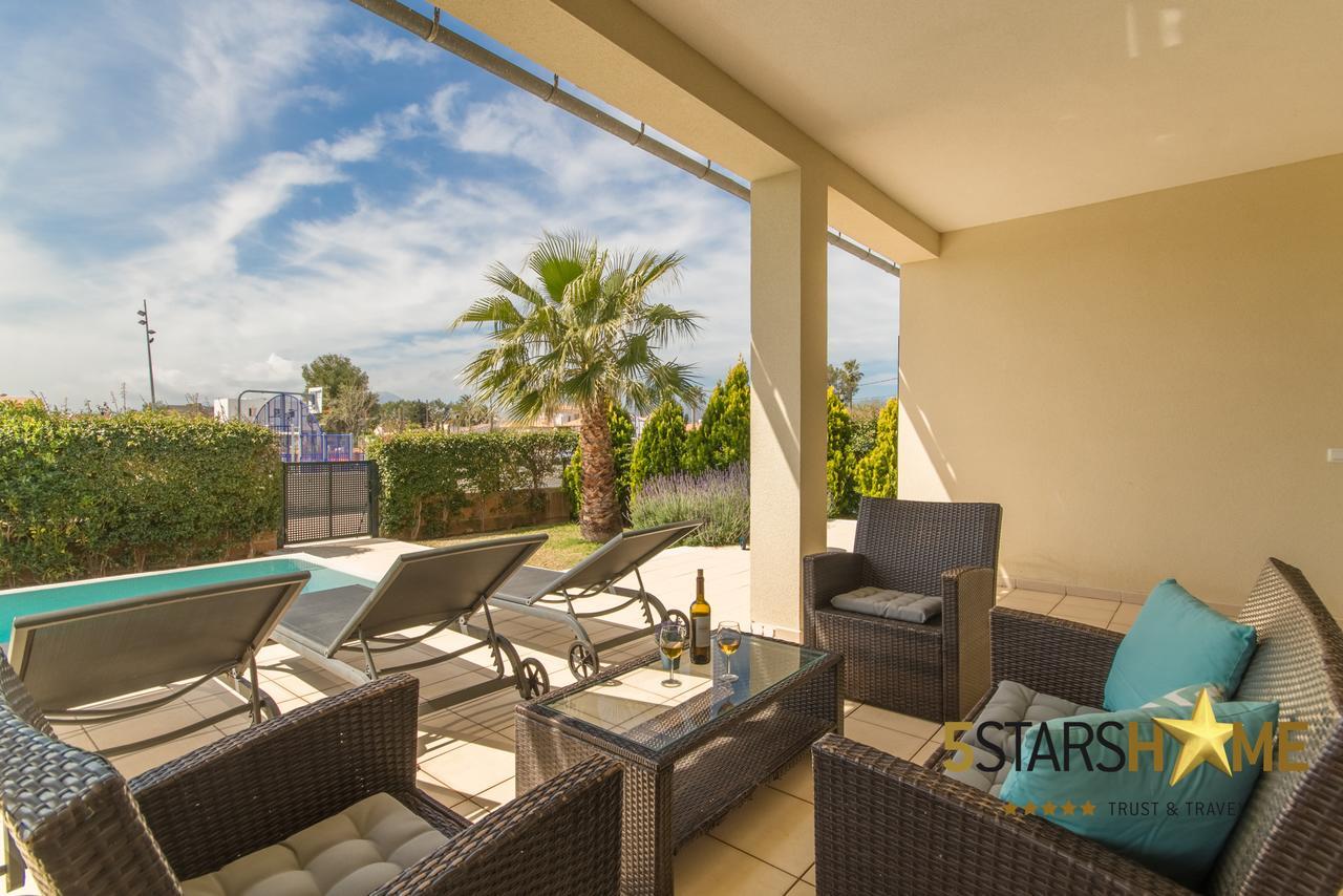 - 218261 Villa