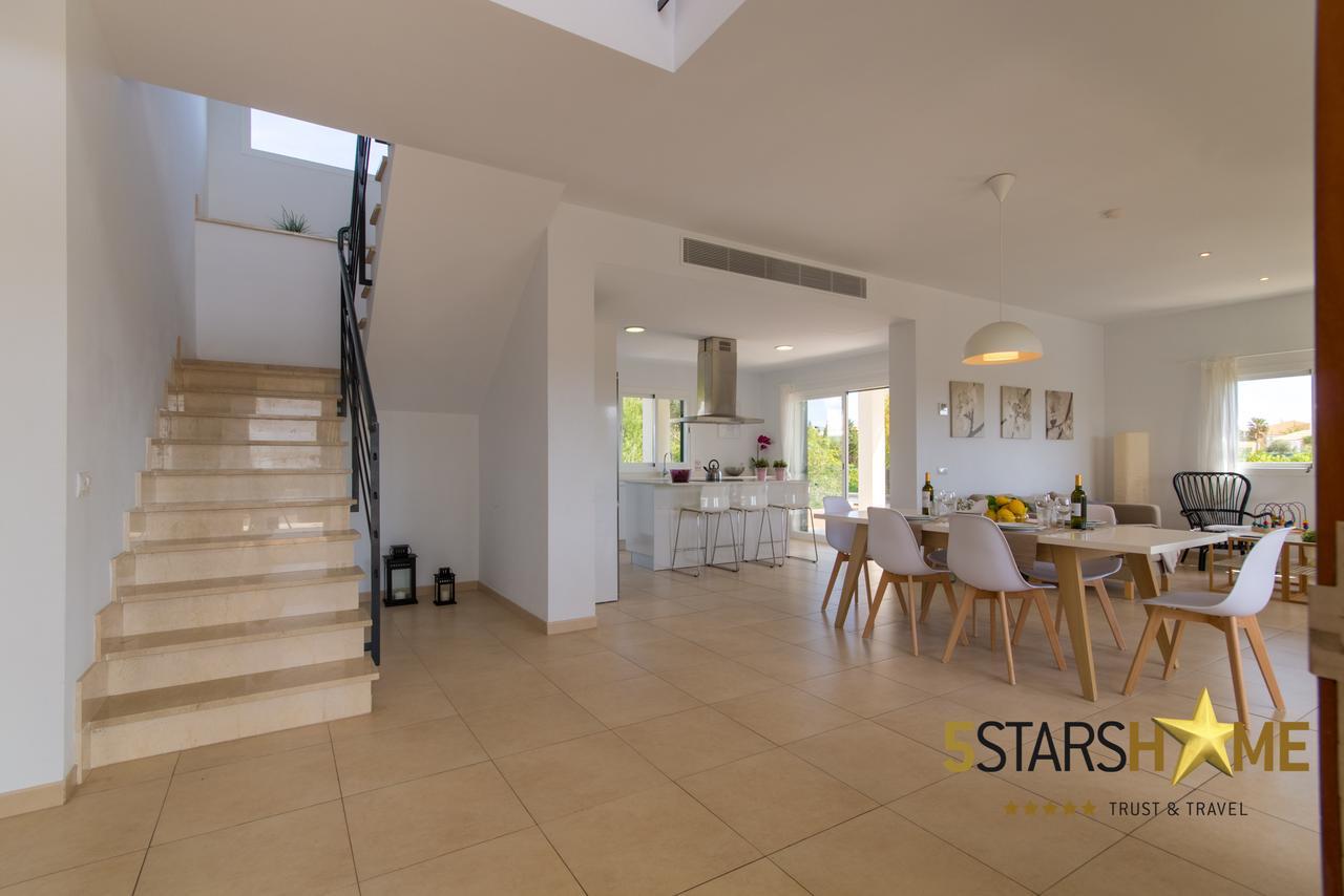Villa - 218261